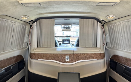Mercedes-Benz V-Класс, 2019 год, 5 700 000 рублей, 28 фотография