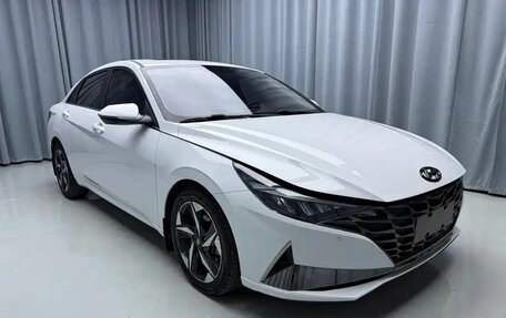 Hyundai Elantra, 2022 год, 1 720 000 рублей, 3 фотография