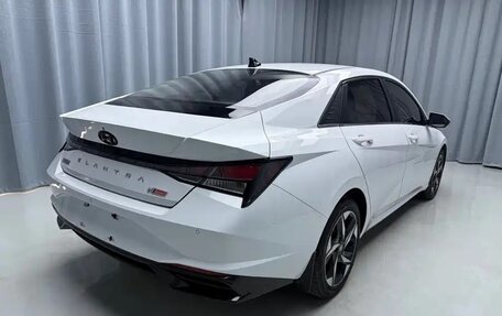 Hyundai Elantra, 2022 год, 1 720 000 рублей, 5 фотография