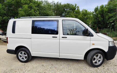 Volkswagen Transporter T5 рестайлинг, 2003 год, 850 000 рублей, 2 фотография