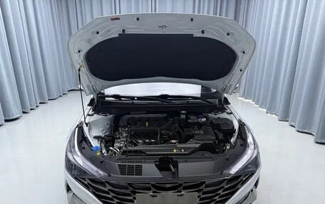 Hyundai Elantra, 2022 год, 1 720 000 рублей, 9 фотография
