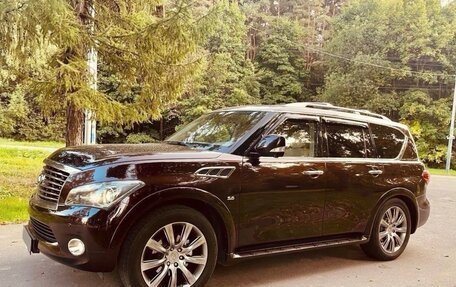 Infiniti QX56, 2012 год, 1 780 000 рублей, 4 фотография