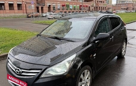 Hyundai Solaris II рестайлинг, 2015 год, 727 000 рублей, 3 фотография