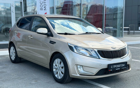 KIA Rio III рестайлинг, 2013 год, 890 000 рублей, 3 фотография
