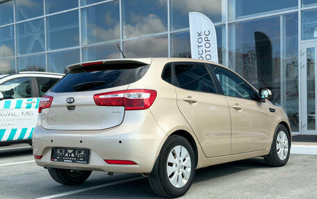 KIA Rio III рестайлинг, 2013 год, 890 000 рублей, 6 фотография