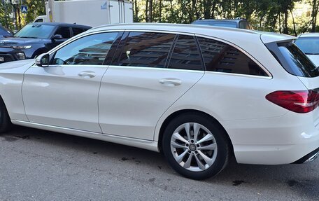 Mercedes-Benz C-Класс, 2018 год, 1 800 000 рублей, 5 фотография
