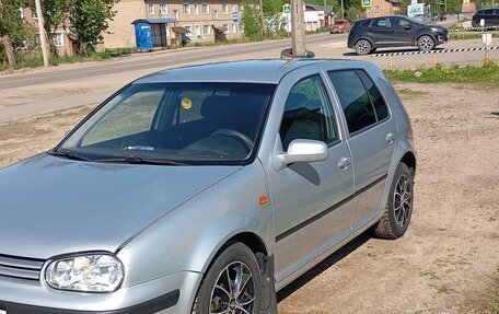 Volkswagen Golf IV, 2000 год, 245 000 рублей, 2 фотография