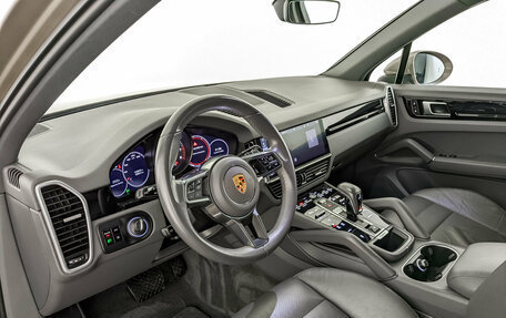 Porsche Cayenne III, 2019 год, 5 600 000 рублей, 16 фотография