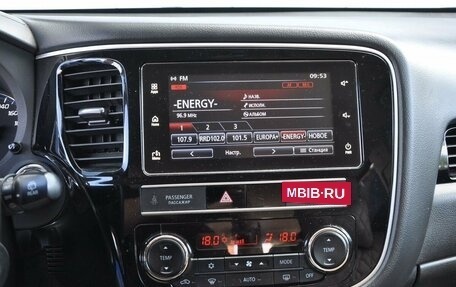 Mitsubishi Outlander III рестайлинг 3, 2019 год, 2 080 000 рублей, 12 фотография