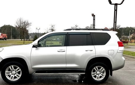 Toyota Land Cruiser Prado 150 рестайлинг 2, 2012 год, 2 050 000 рублей, 2 фотография