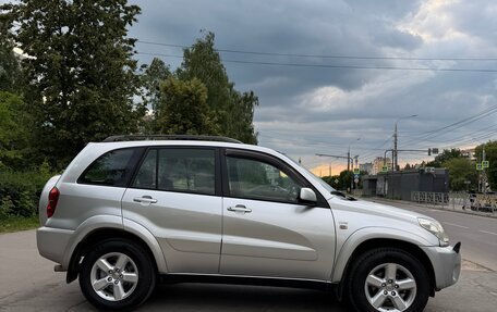 Toyota RAV4, 2005 год, 740 000 рублей, 4 фотография