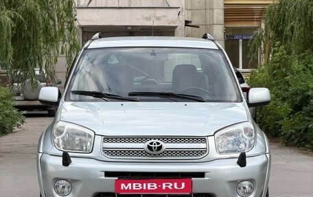 Toyota RAV4, 2005 год, 740 000 рублей, 2 фотография