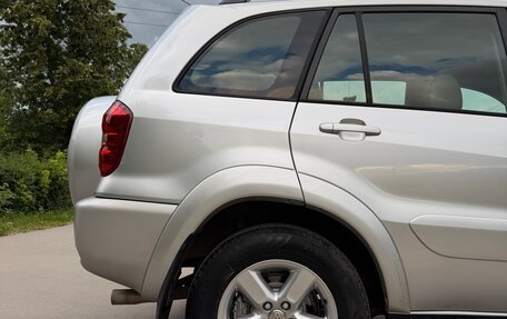 Toyota RAV4, 2005 год, 740 000 рублей, 17 фотография