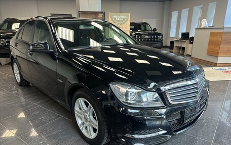 Mercedes-Benz C-Класс, 2011 год, 1 590 000 рублей, 2 фотография