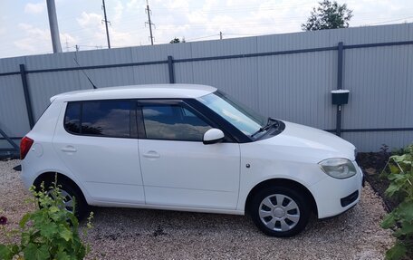 Skoda Fabia II, 2009 год, 690 000 рублей, 3 фотография