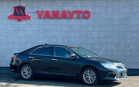 Toyota Camry, 2017 год, 2 190 000 рублей, 3 фотография