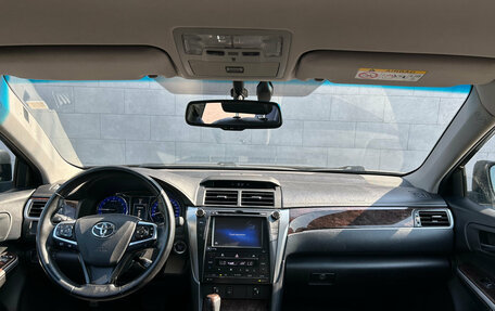Toyota Camry, 2017 год, 2 190 000 рублей, 9 фотография