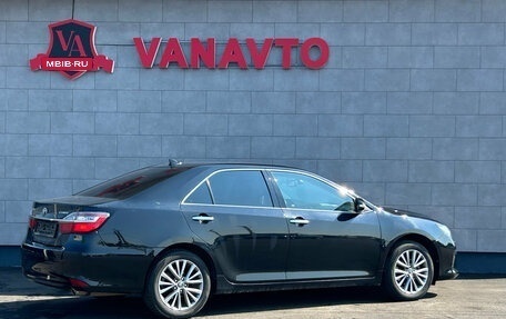 Toyota Camry, 2017 год, 2 190 000 рублей, 5 фотография