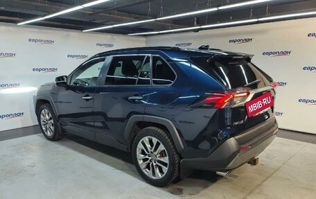 Toyota RAV4, 2020 год, 3 550 000 рублей, 4 фотография