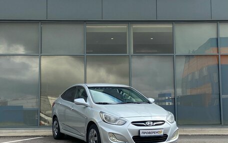 Hyundai Solaris II рестайлинг, 2011 год, 579 000 рублей, 2 фотография