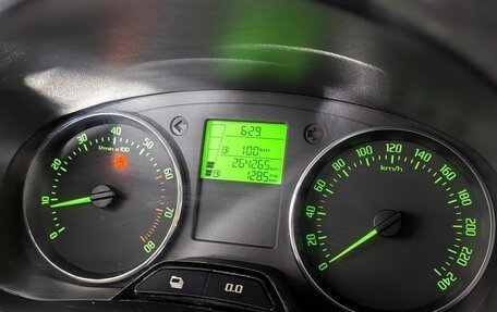 Skoda Fabia II, 2010 год, 450 000 рублей, 10 фотография