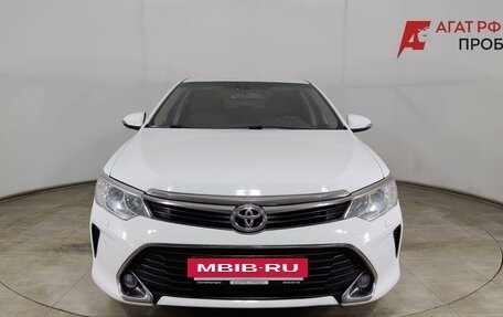 Toyota Camry, 2015 год, 1 899 000 рублей, 2 фотография