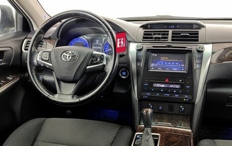 Toyota Camry, 2015 год, 1 899 000 рублей, 9 фотография