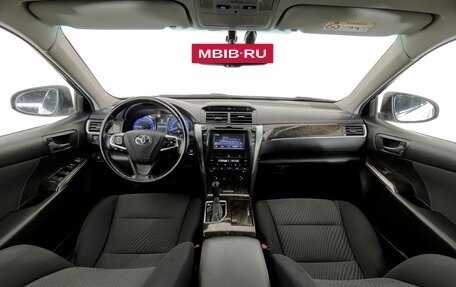 Toyota Camry, 2015 год, 1 899 000 рублей, 8 фотография