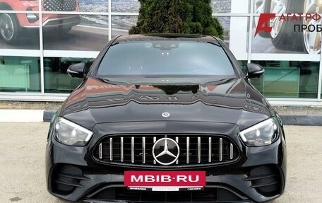 Mercedes-Benz E-Класс, 2021 год, 4 450 000 рублей, 2 фотография