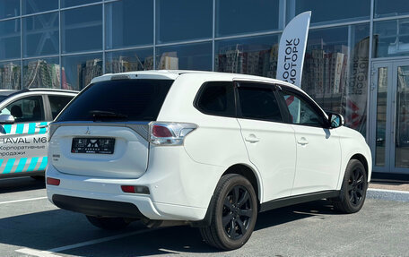Mitsubishi Outlander III рестайлинг 3, 2012 год, 1 430 000 рублей, 5 фотография