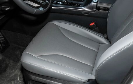Toyota RAV4, 2026 год, 3 790 000 рублей, 17 фотография