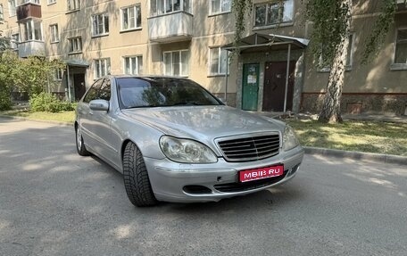 Mercedes-Benz S-Класс, 2003 год, 600 000 рублей, 1 фотография