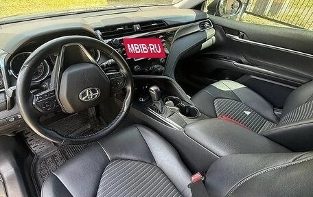 Toyota Camry, 2020 год, 2 630 000 рублей, 8 фотография