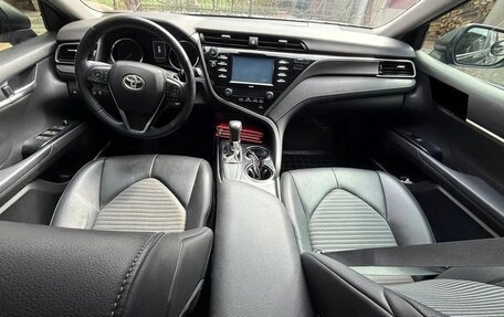 Toyota Camry, 2020 год, 2 630 000 рублей, 12 фотография