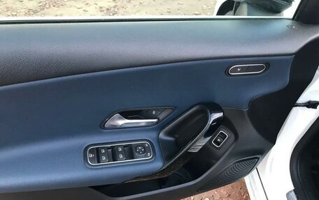 Mercedes-Benz A-Класс, 2019 год, 2 200 000 рублей, 6 фотография