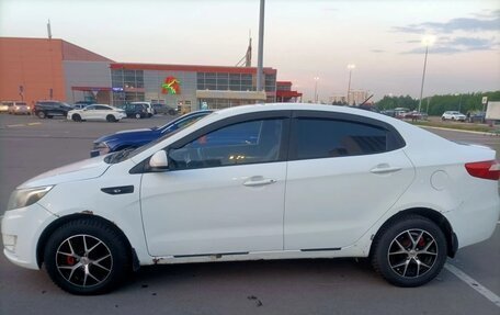 KIA Rio III рестайлинг, 2013 год, 666 000 рублей, 3 фотография