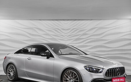Mercedes-Benz E-Класс, 2020 год, 6 199 000 рублей, 3 фотография