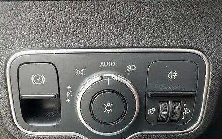 Mercedes-Benz GLB, 2022 год, 2 400 000 рублей, 14 фотография