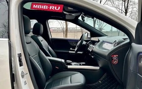 Mercedes-Benz GLA, 2022 год, 2 300 000 рублей, 13 фотография
