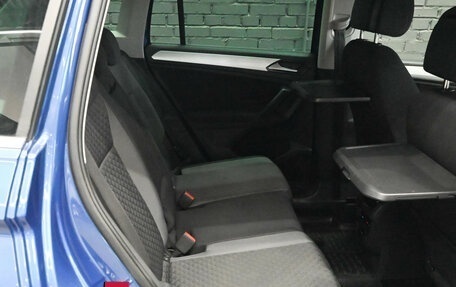 Volkswagen Tiguan II, 2018 год, 2 750 000 рублей, 11 фотография