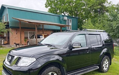 Nissan Pathfinder, 2012 год, 1 900 000 рублей, 2 фотография