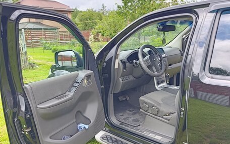 Nissan Pathfinder, 2012 год, 1 900 000 рублей, 13 фотография