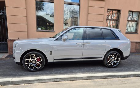 Rolls-Royce Cullinan, 2021 год, 31 000 000 рублей, 7 фотография