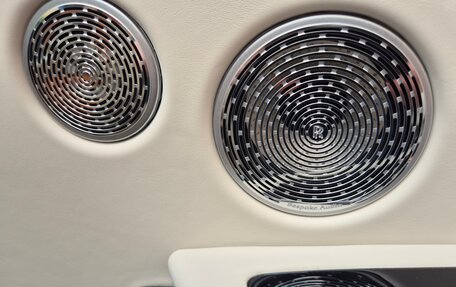 Rolls-Royce Cullinan, 2021 год, 31 000 000 рублей, 16 фотография
