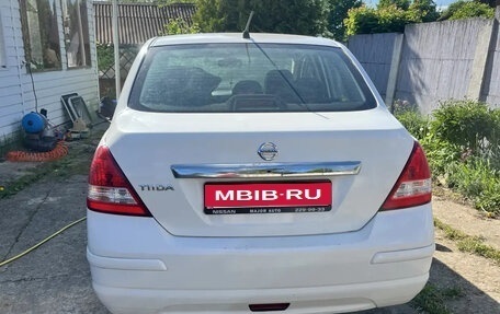 Nissan Tiida, 2010 год, 780 000 рублей, 1 фотография