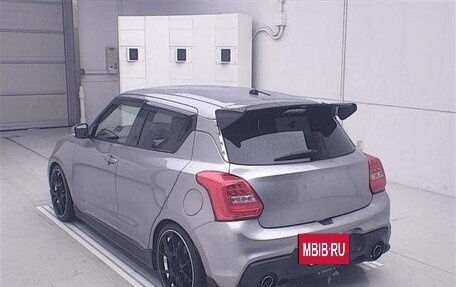 Suzuki Swift V, 2020 год, 1 290 000 рублей, 2 фотография