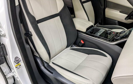 Land Rover Range Rover Velar I, 2017 год, 3 350 000 рублей, 25 фотография