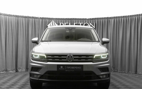 Volkswagen Tiguan II, 2020 год, 3 090 000 рублей, 3 фотография