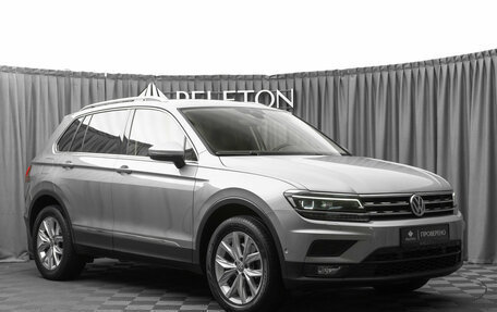 Volkswagen Tiguan II, 2020 год, 3 090 000 рублей, 2 фотография