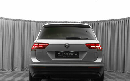 Volkswagen Tiguan II, 2020 год, 3 090 000 рублей, 6 фотография